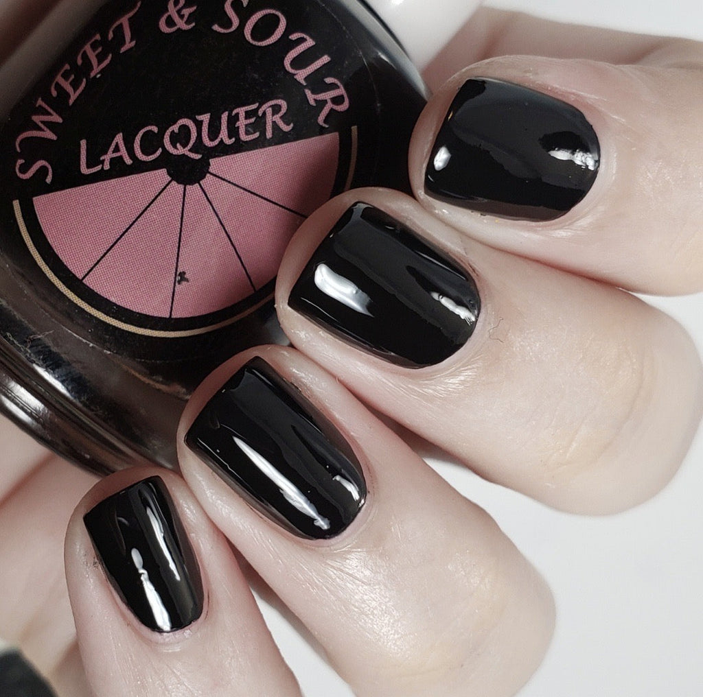 Sweet & Sour Lacquer | Black Velvet and White Silk Duo