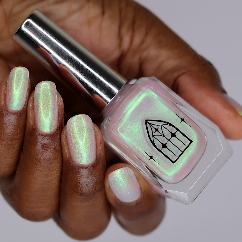 Haunted Polish | STAR STRAND