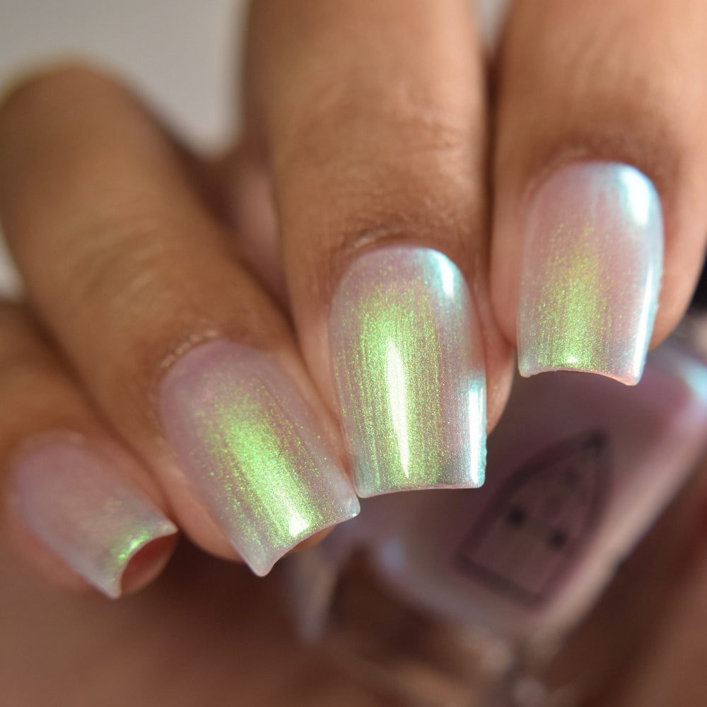Haunted Polish | STAR STRAND
