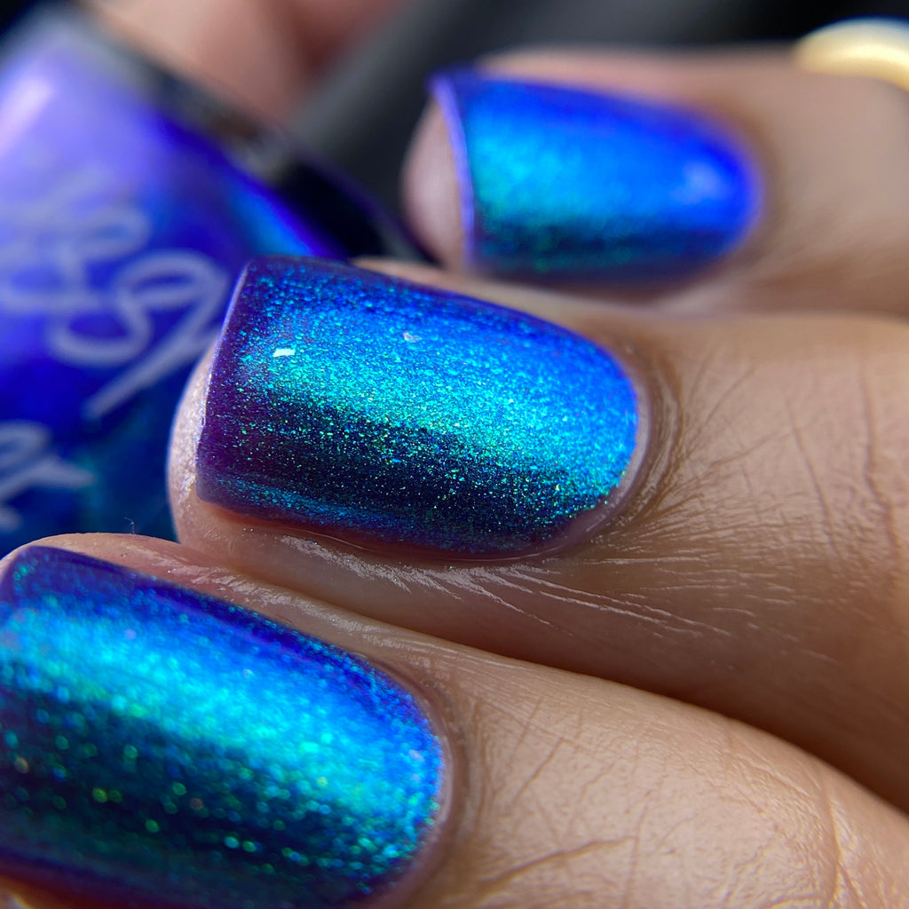 Sassy Sauce Polish | Read between my tulips