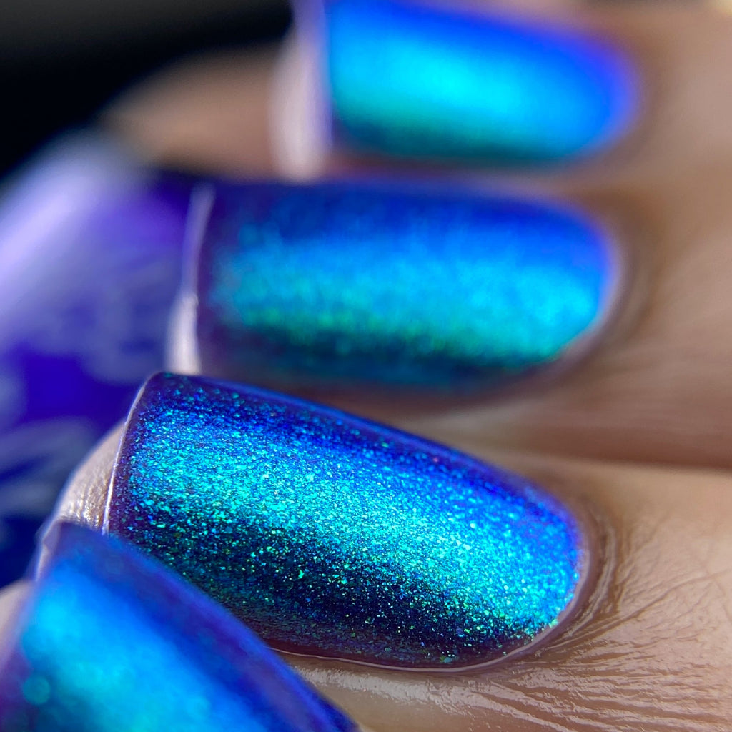 Sassy Sauce Polish | Read between my tulips