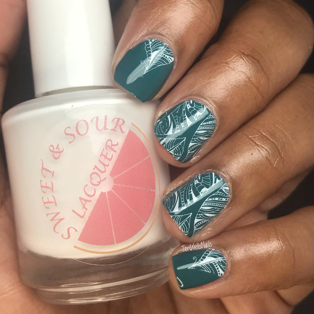 Sweet & Sour Lacquer | Black Velvet and White Silk Duo