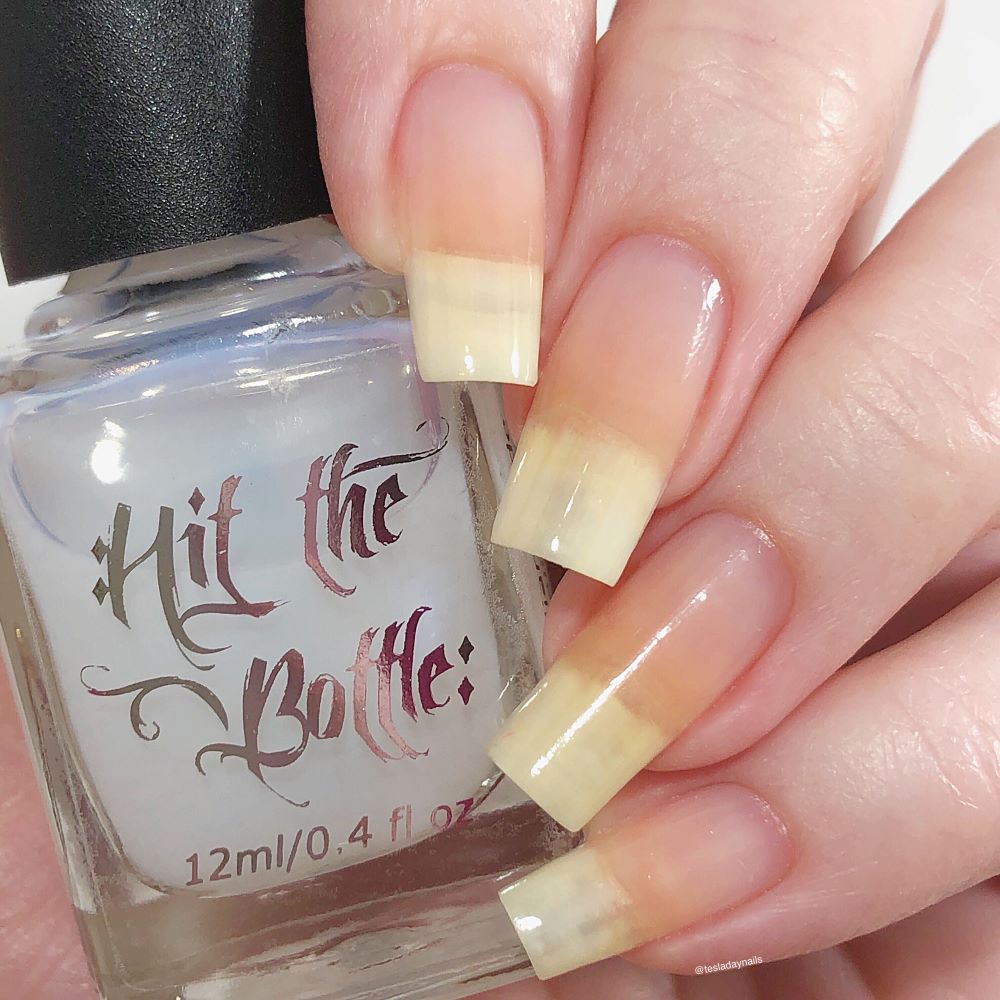 Hit the Bottle | "Keepin' It Peel" - peel off base coat