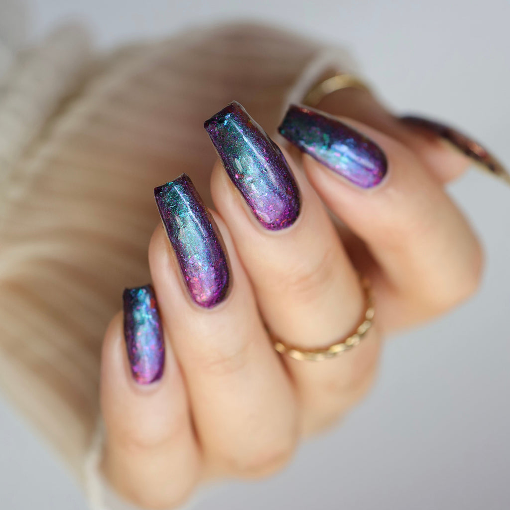Beaux Rêves Lacquer | Gnomebody's Watching
