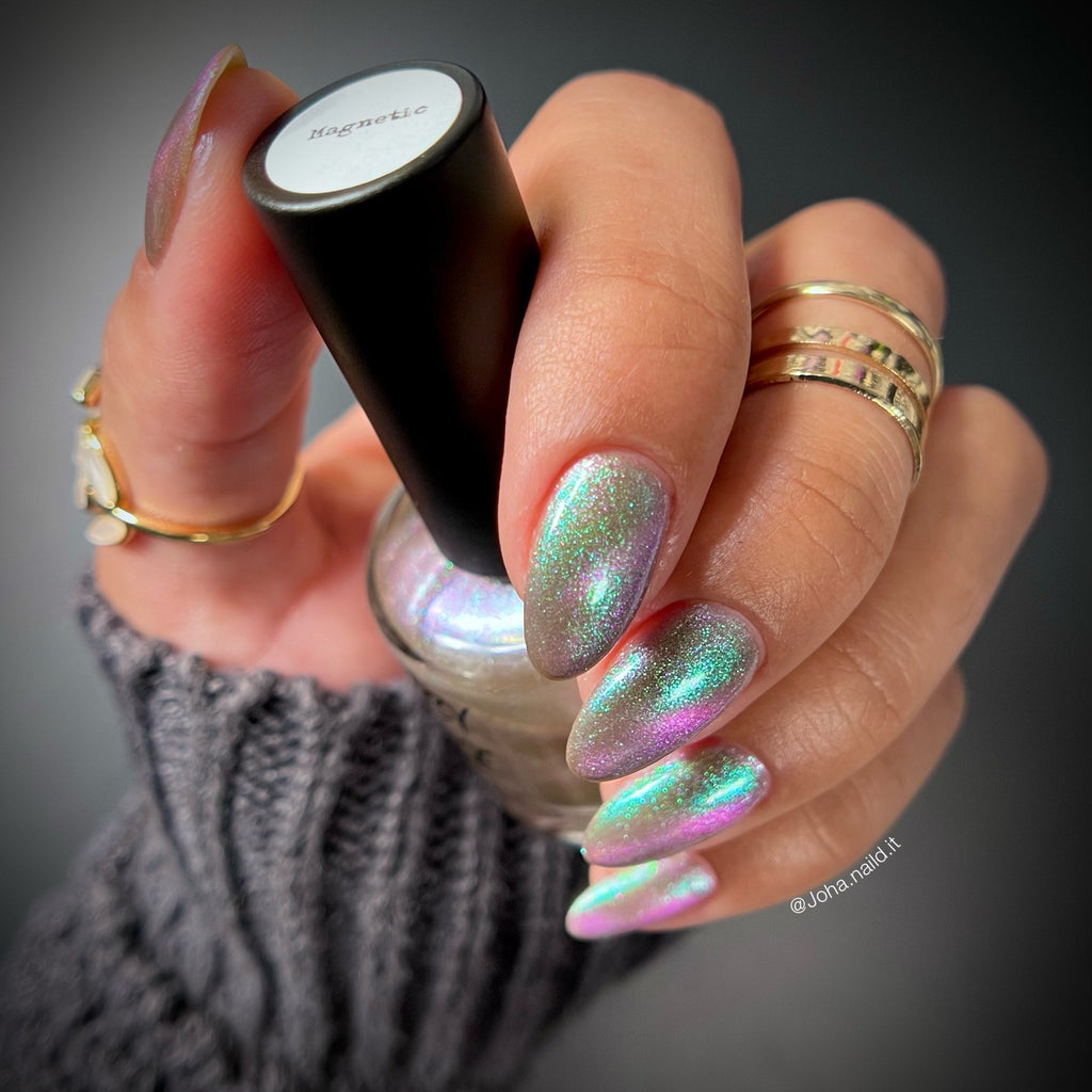 Sassy Sauce Polish | A comets tail