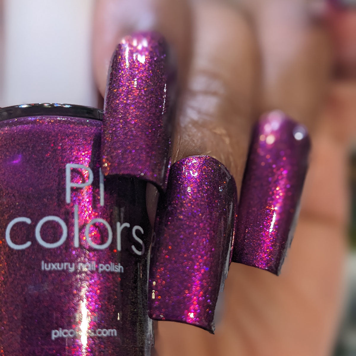 PI Colors | Aubergine.100